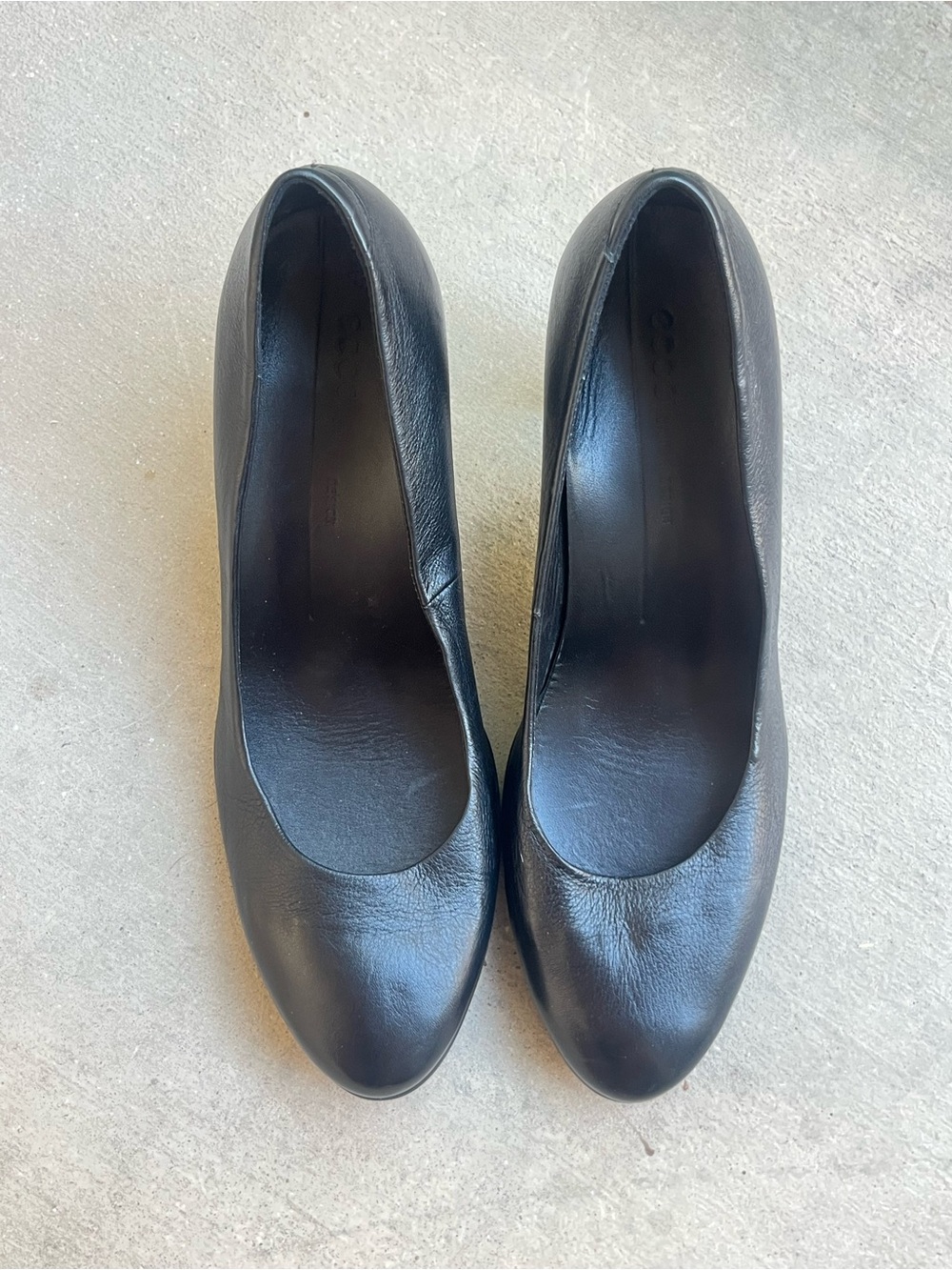ECCO black heels Size 38 7.5 - Picture 2 of 7